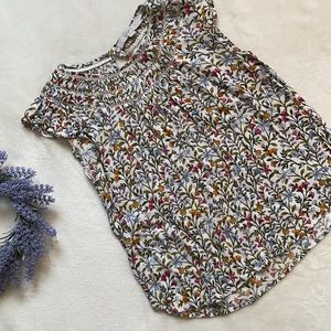 Loft flutter sleeve shell